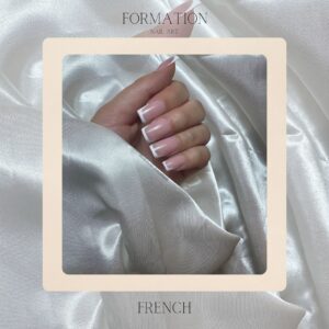 copie de copie de copie de copie de copie de copie de invitation carree mariage floral noir blanc